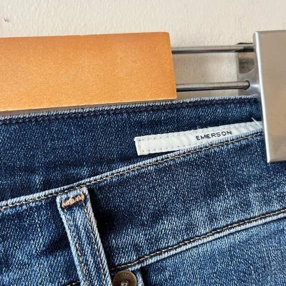 Citizens of Humanity Emerson Mid-Rise Slim Boyfriend Jeans - Picture 8 of 12